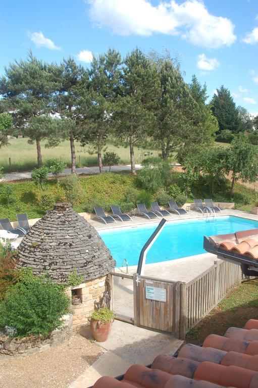 Hotel Le Mas De Castel - Piscine Chauffee سارلا لا كانيدا المظهر الخارجي الصورة